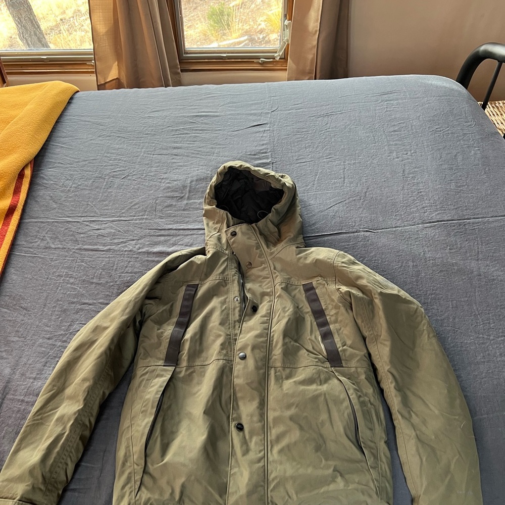 Men's North Face Olive Green Hooded Rain Jacket